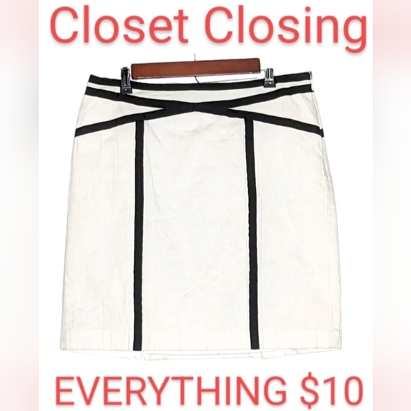 Ann Taylor Textured Knit White & Black Skirt - CLOSET CLOSING  - Picture 5 of 11
